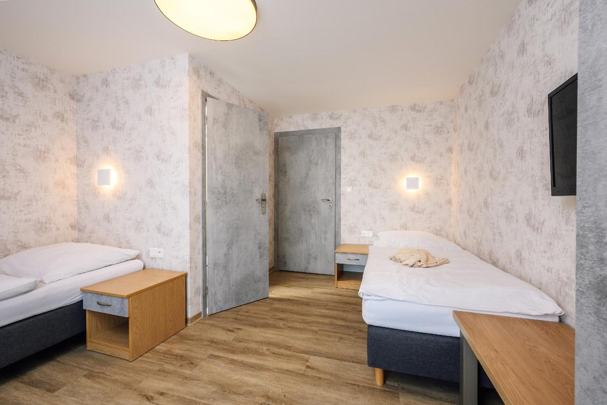 Chata Cementar Podhorie  Exteriör bild